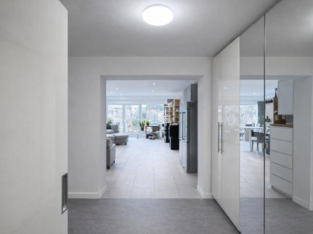 EG Flur Blick Wohnzimmer