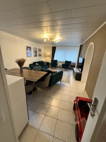 Wohn- Esszimmer