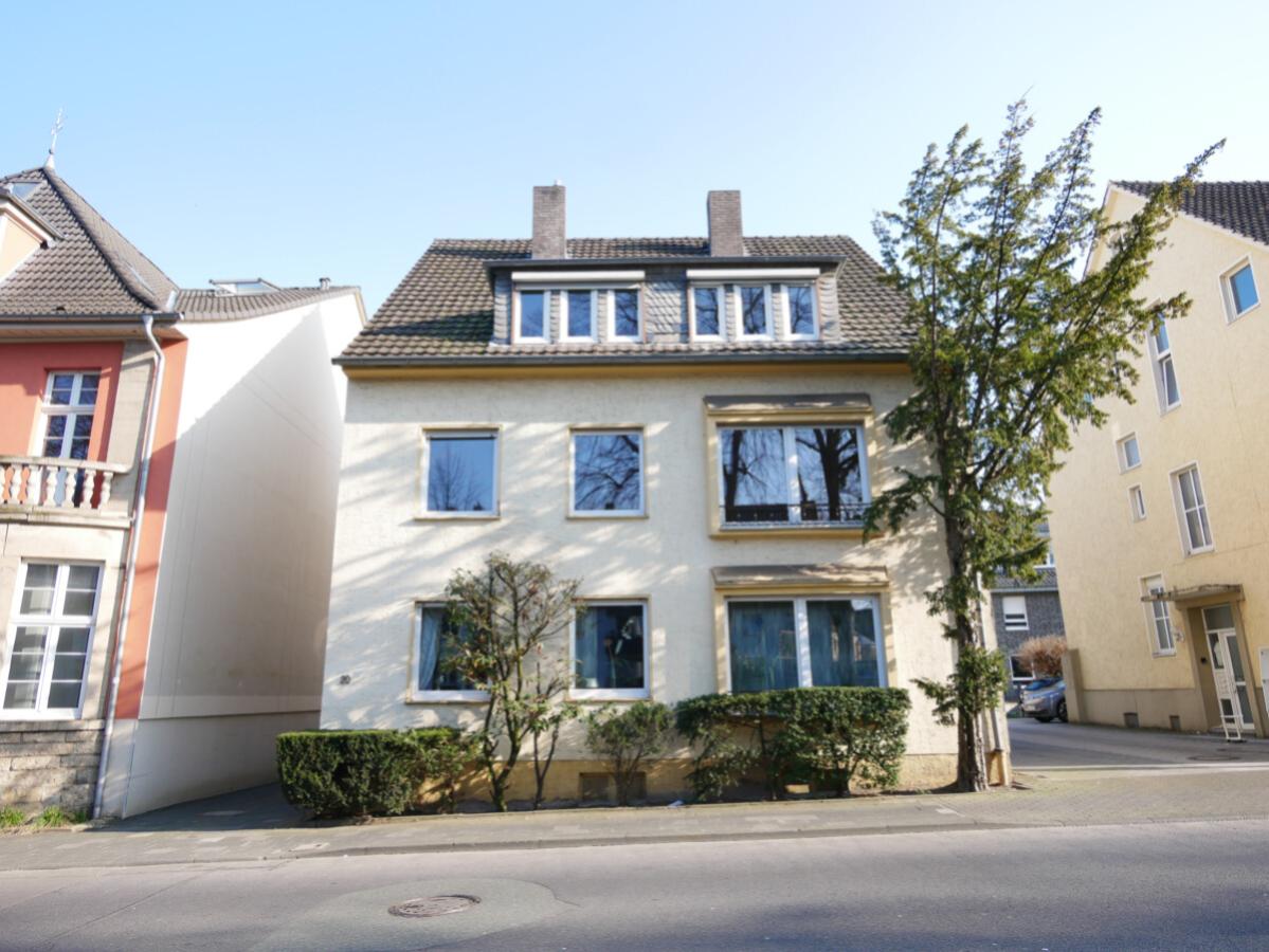 Straßenansicht