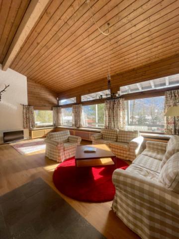 Wohnzimmer 1 OG