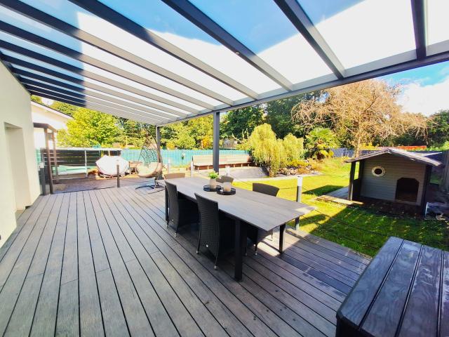 Überdachte Terrasse