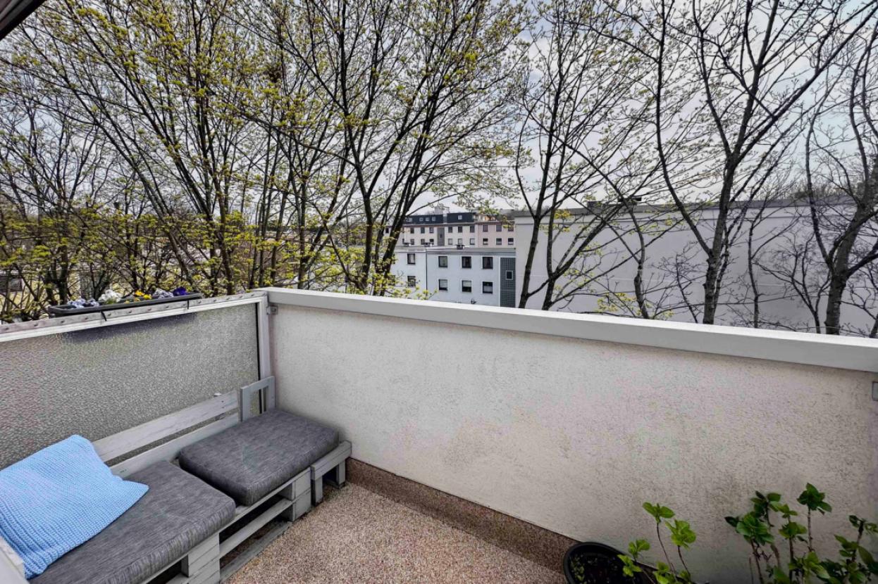 3. Balkon