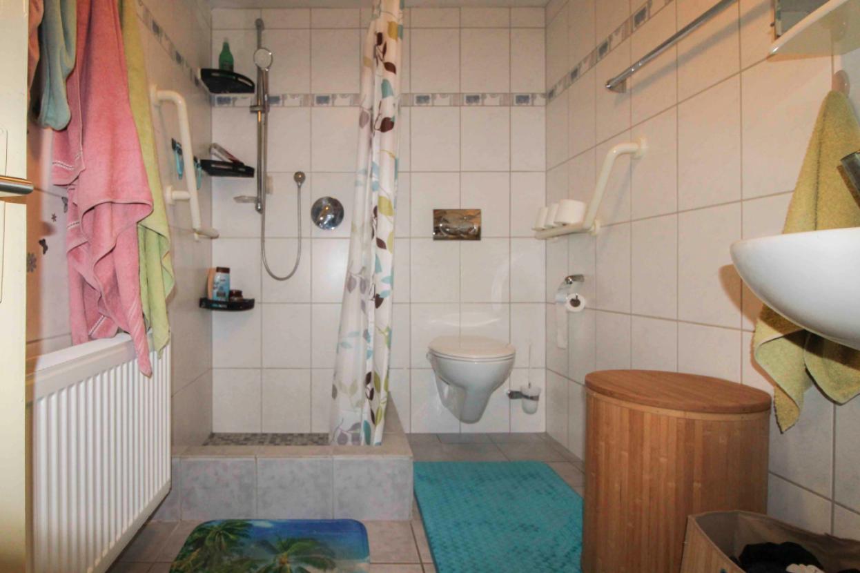 Badezimmer Wg 1