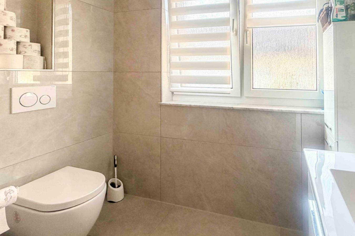Badezimmer 2