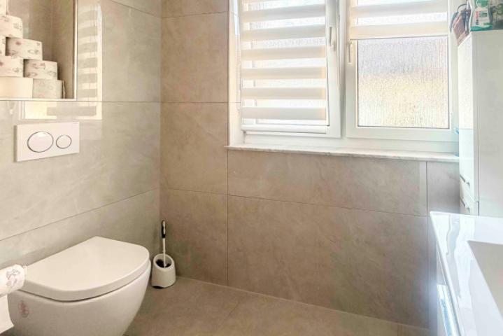 Badezimmer 2