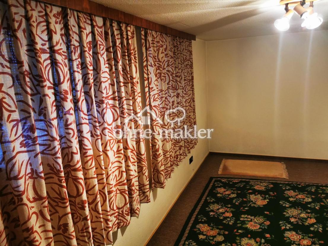 Wohn-Büroraum im Souterrain