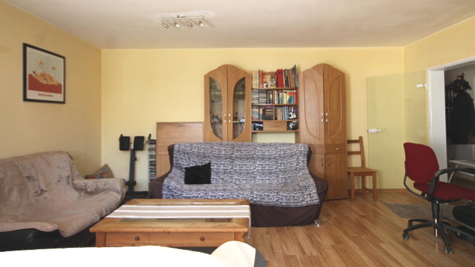 Wohnzimmer Bild 1