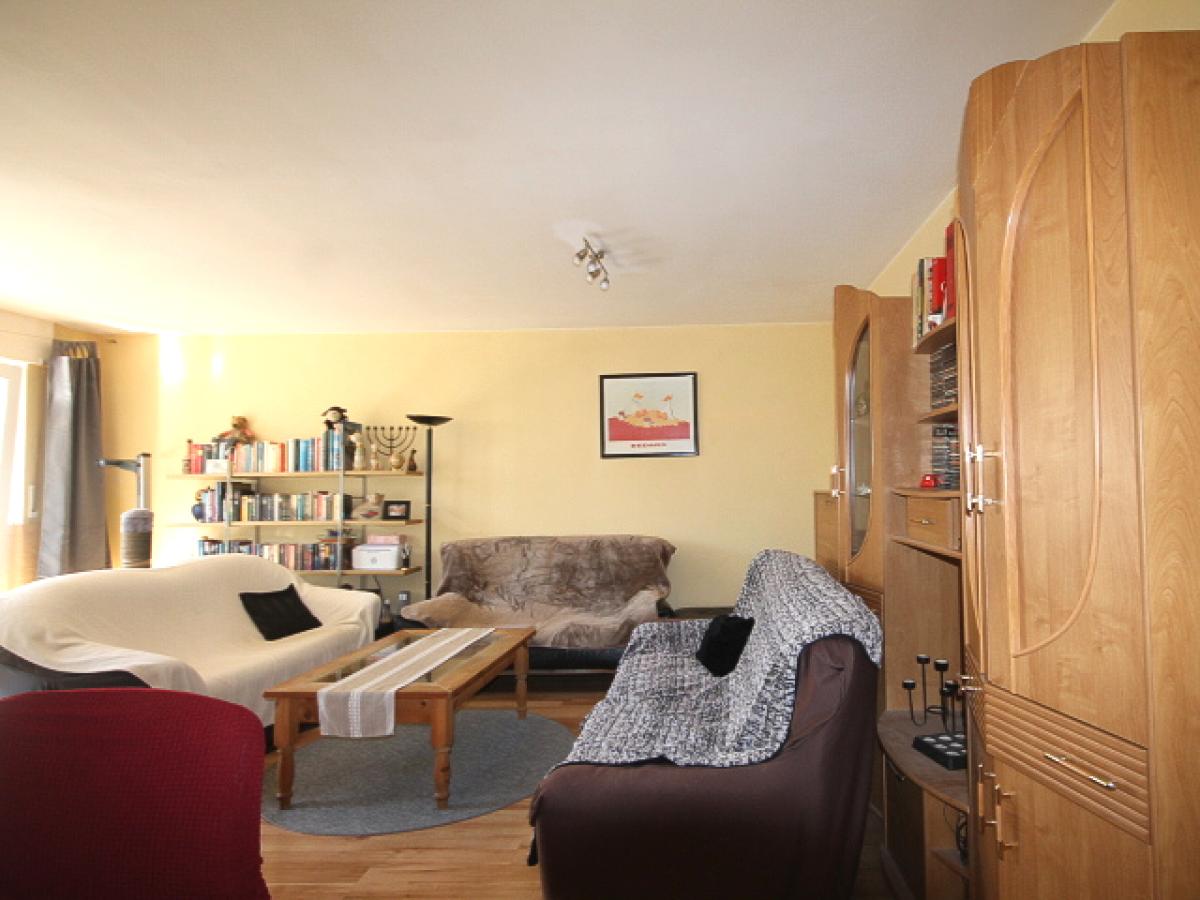 Wohnzimmer Bild 2