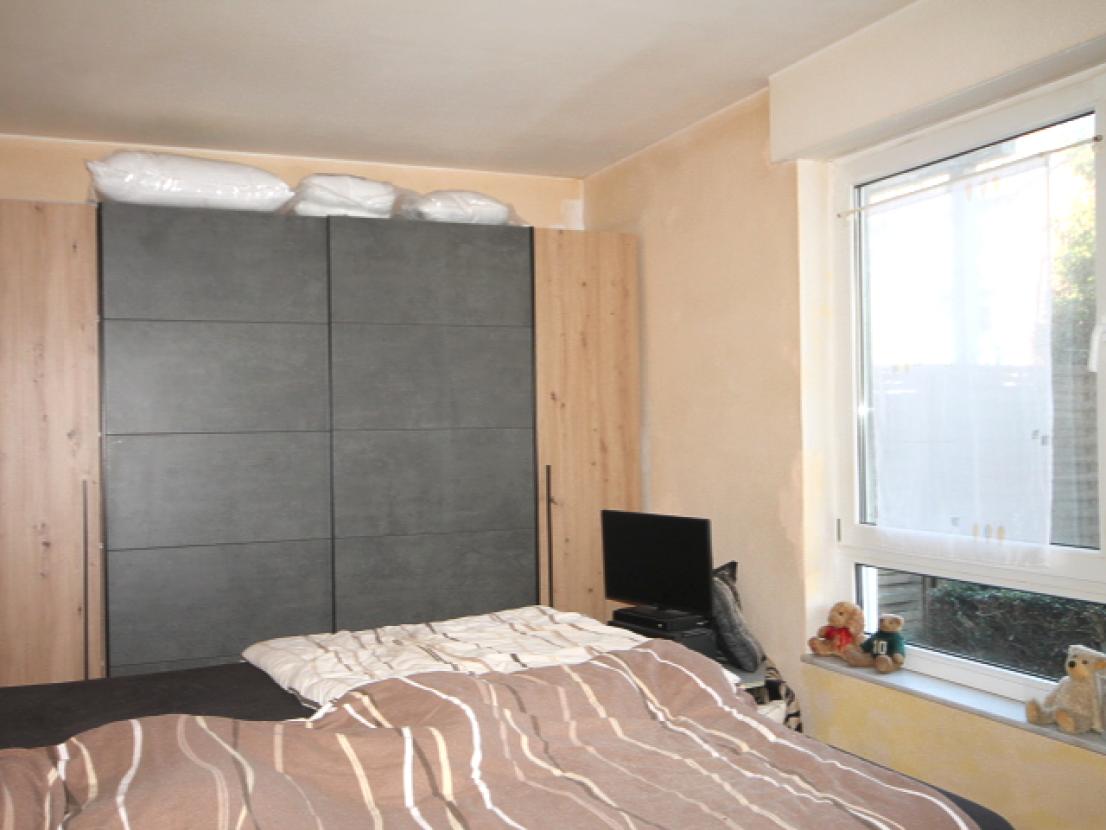 Schlafzimmer Bild 1