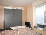 Schlafzimmer Bild 1