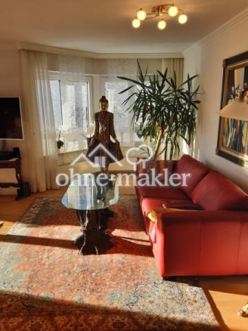 Wohnzimmer mit Erker