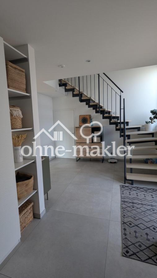 Garderobe, EG