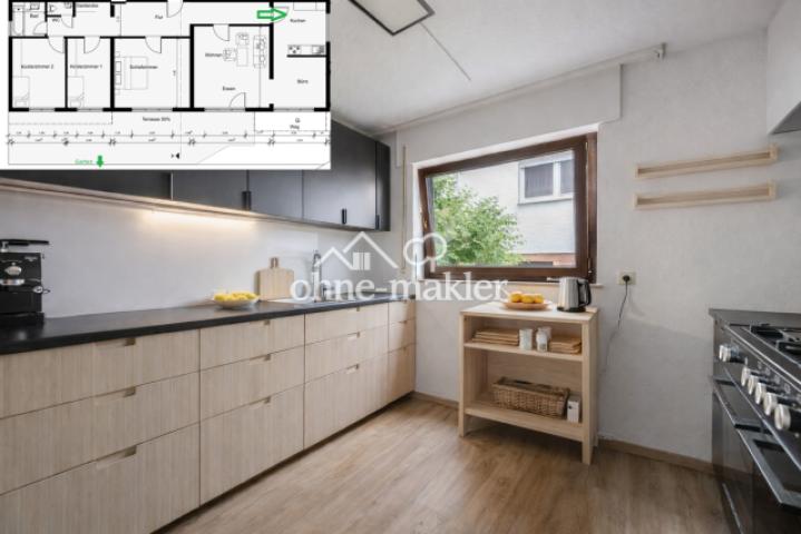 Schöne, große Küche