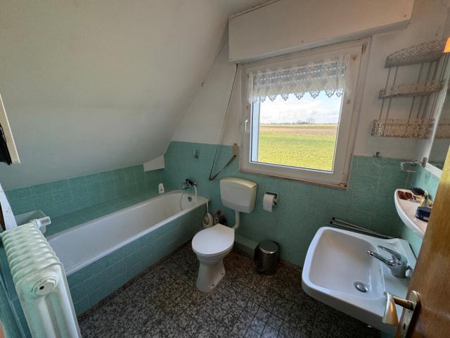 Bad mit Wanne