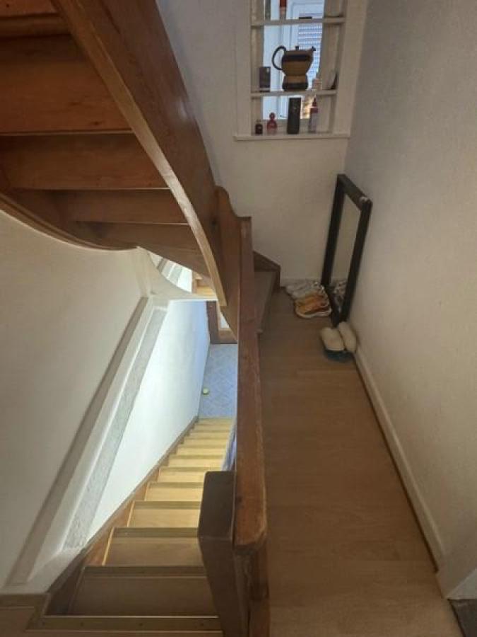 12 Treppenhaus von oben
