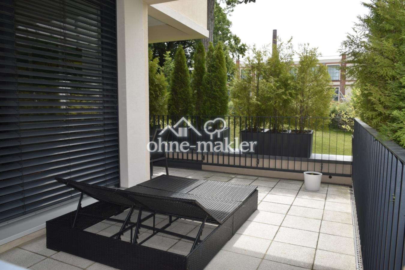 Großzügige Loggia zum Relaxen