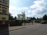 Einfahrt, Parkplätze el. Tor