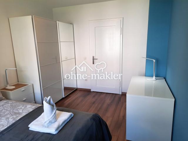 2. Schlafzimmer Schreibtisch