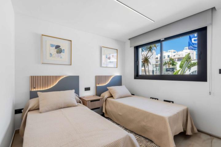 Show House Oasis Laguna 24