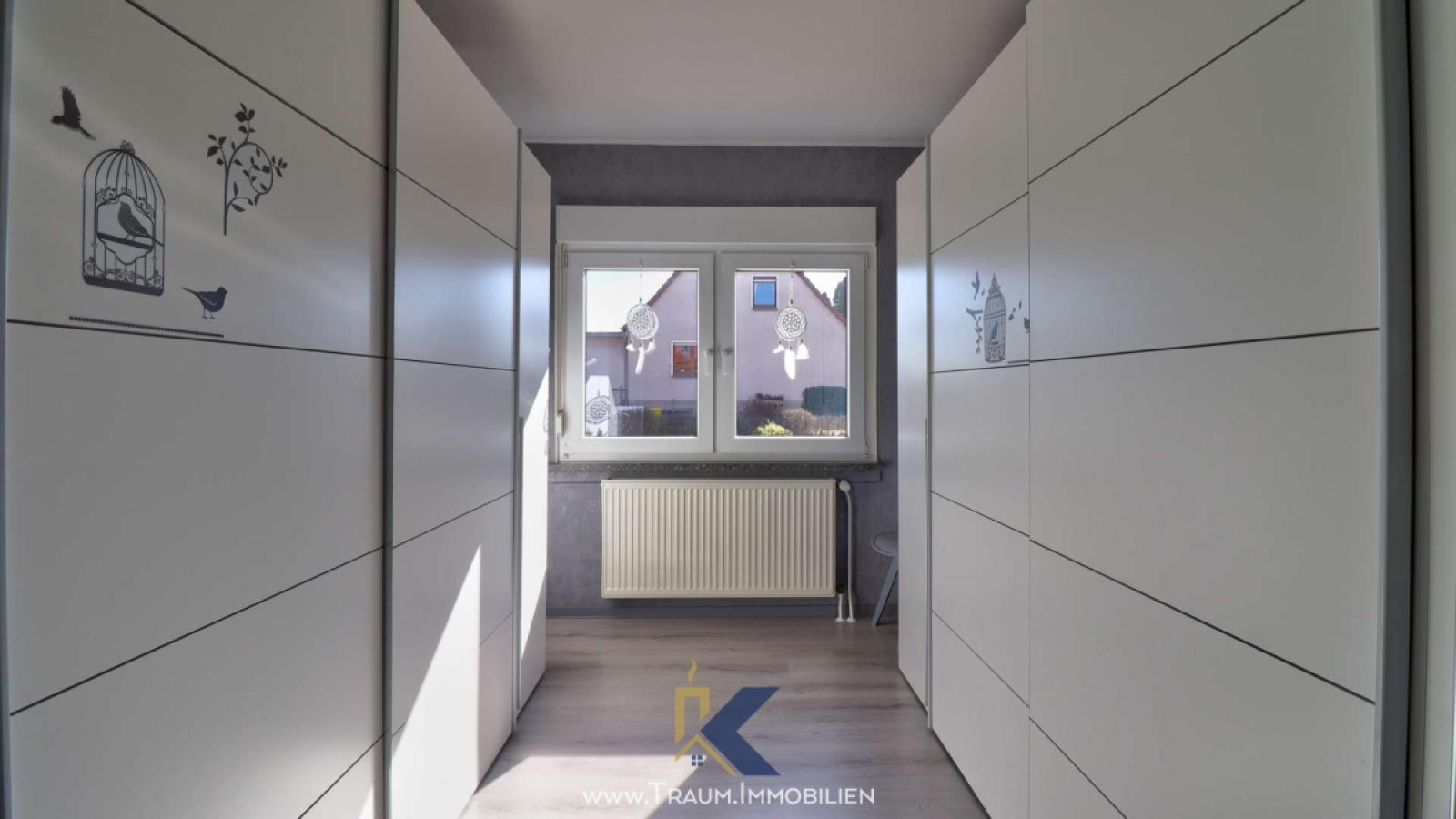 Ankleidezimmer EG
