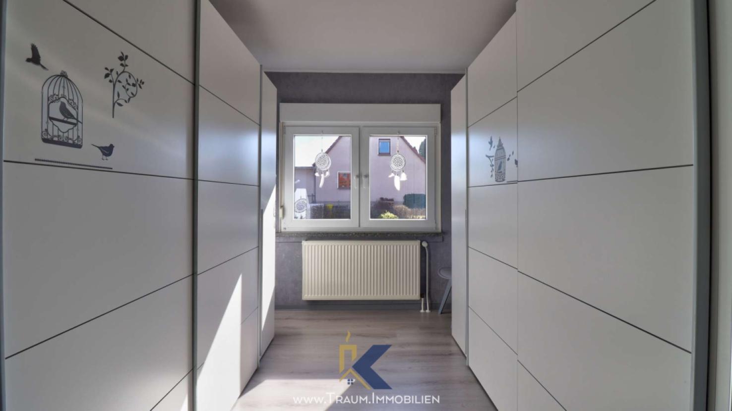 Ankleidezimmer EG