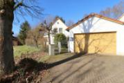 Hausansicht Osten mit Garage