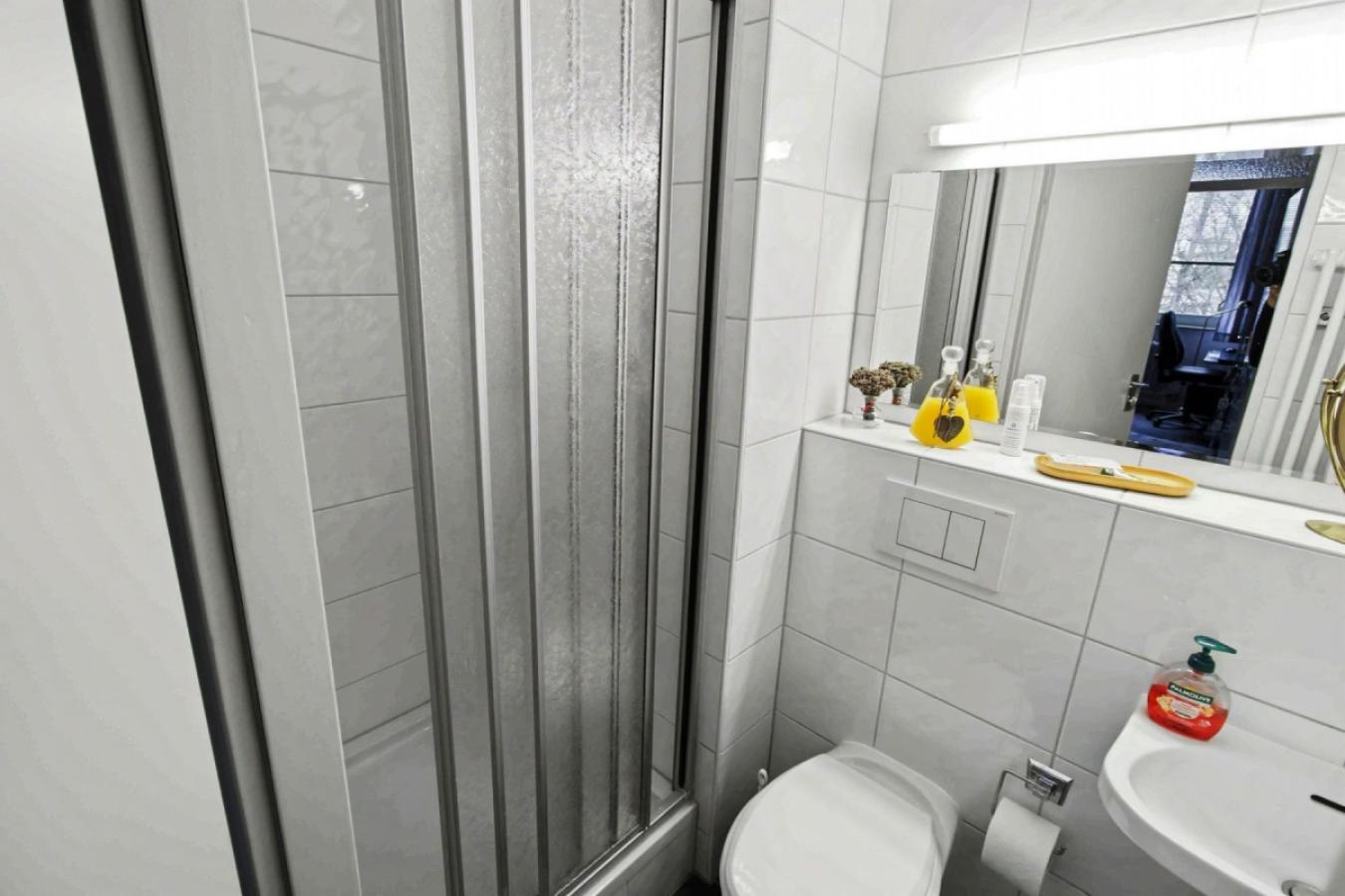 Badezimmer 2