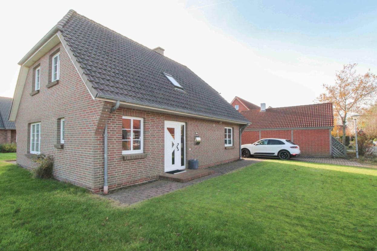 Straßenansicht