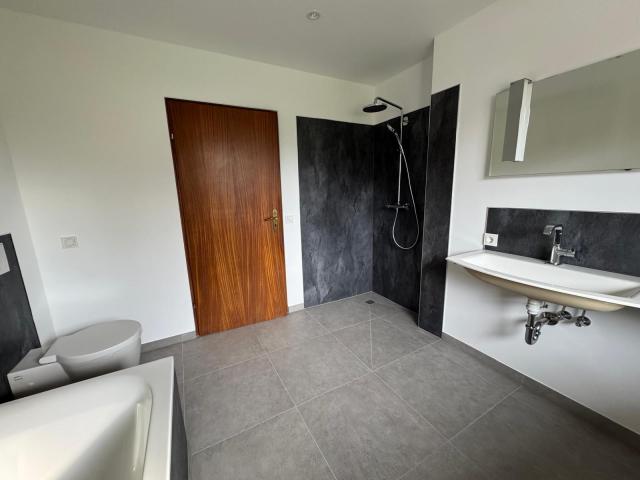 Dusche EG