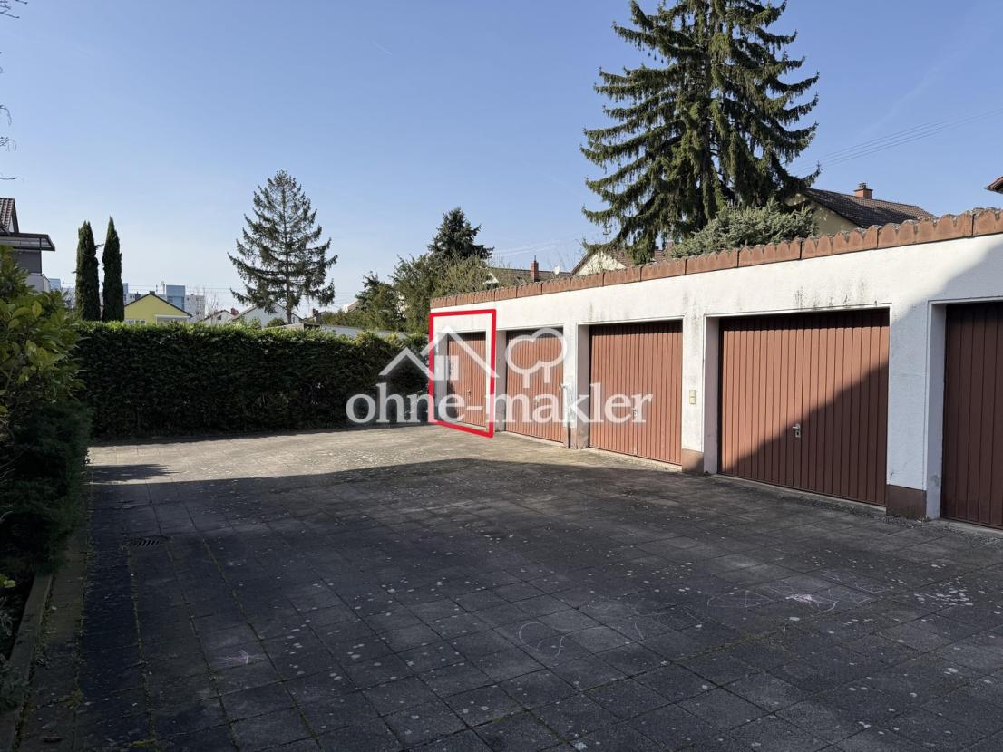 Hof/Garage
