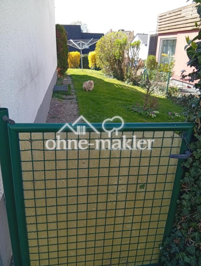 Garten seitlich