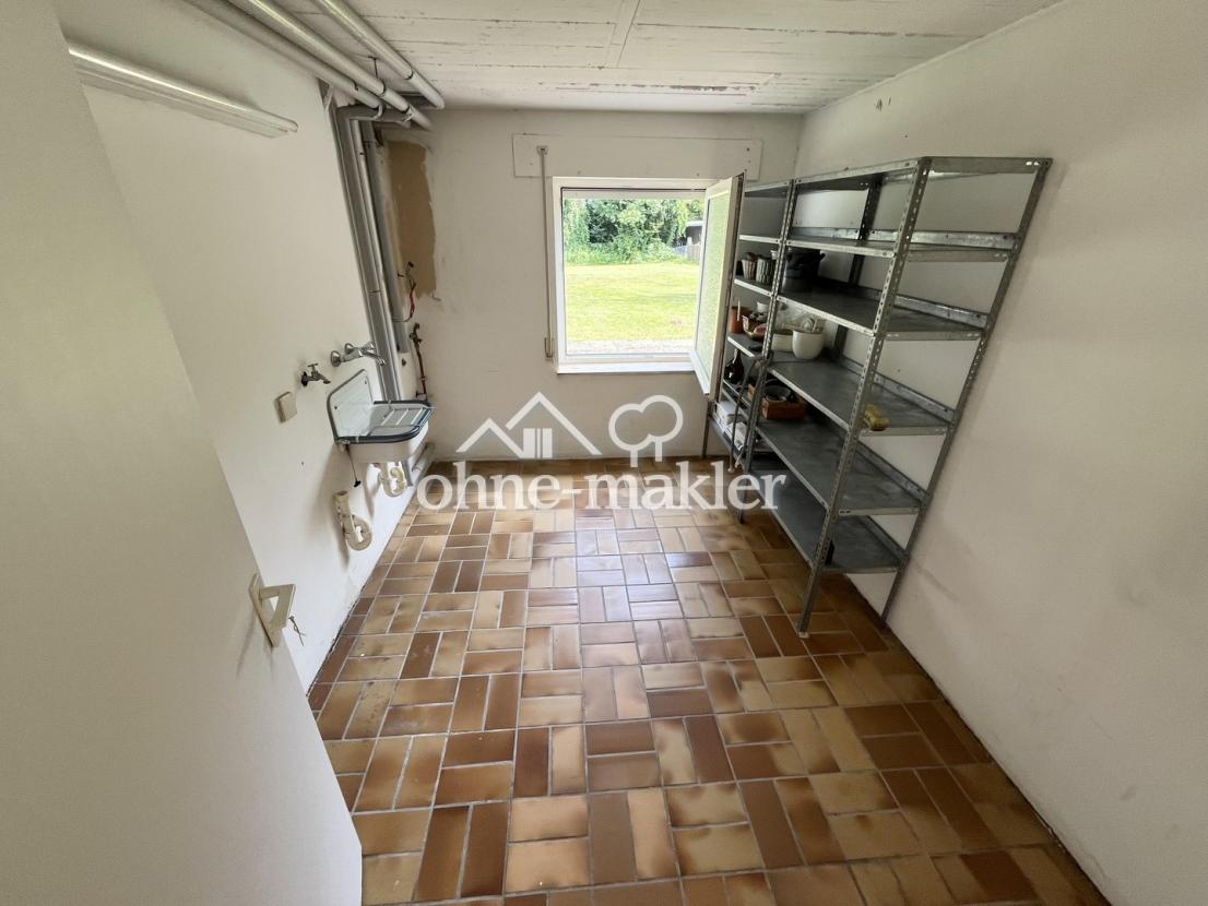 Kellerraum für Waschmaschine