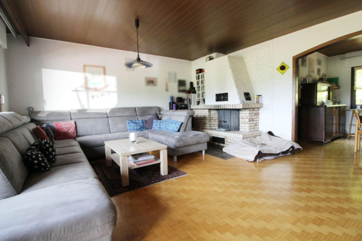Wohnzimmer Bild 1