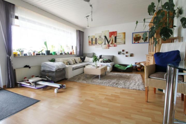 Wohn- und Esszimmer ELW Bild 1