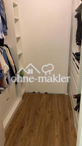 begehbarer Kleiderschrank