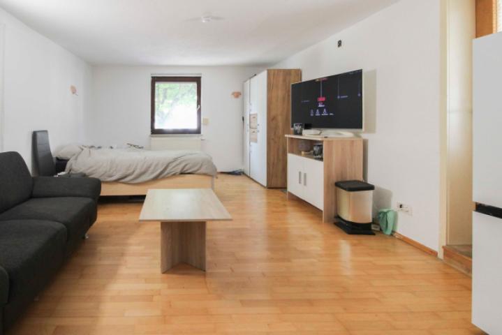 Zimmer 2 OG