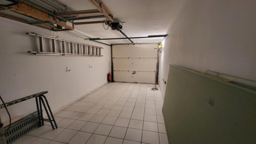 Garage UG