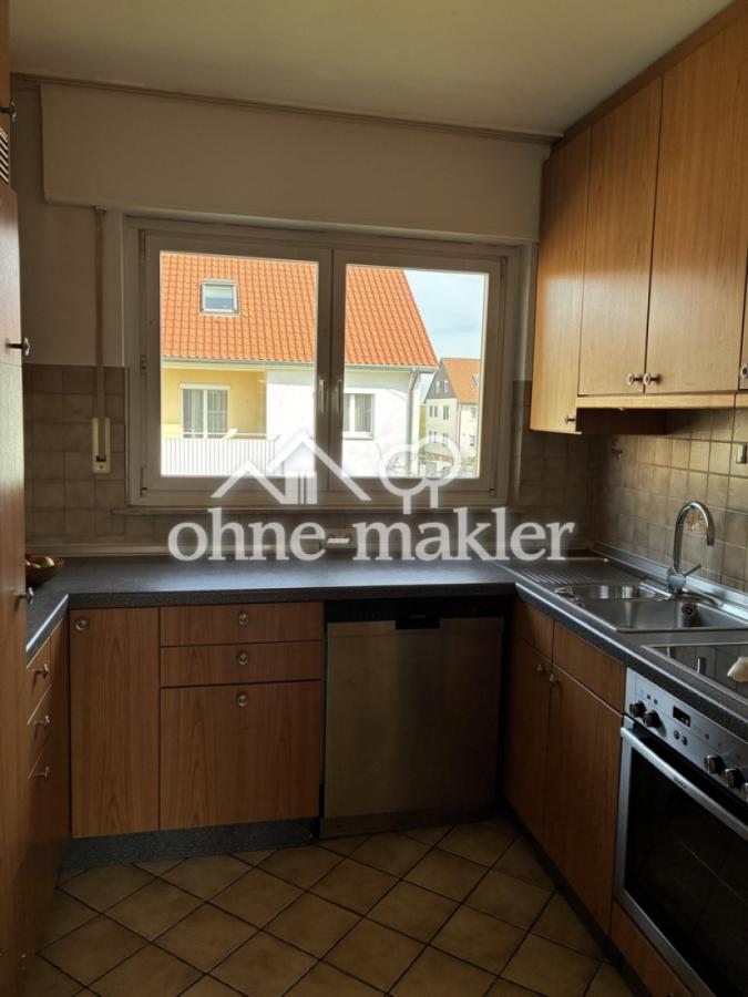 Küche mit Einbauten