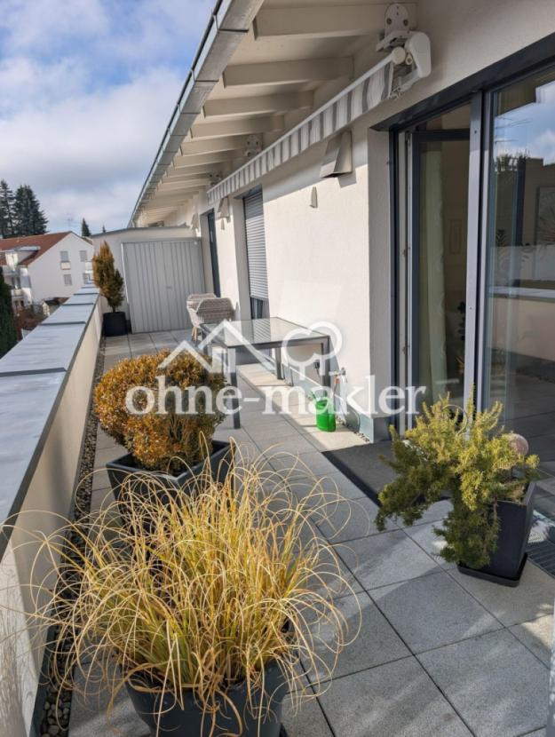 große Dachterrasse 24m²