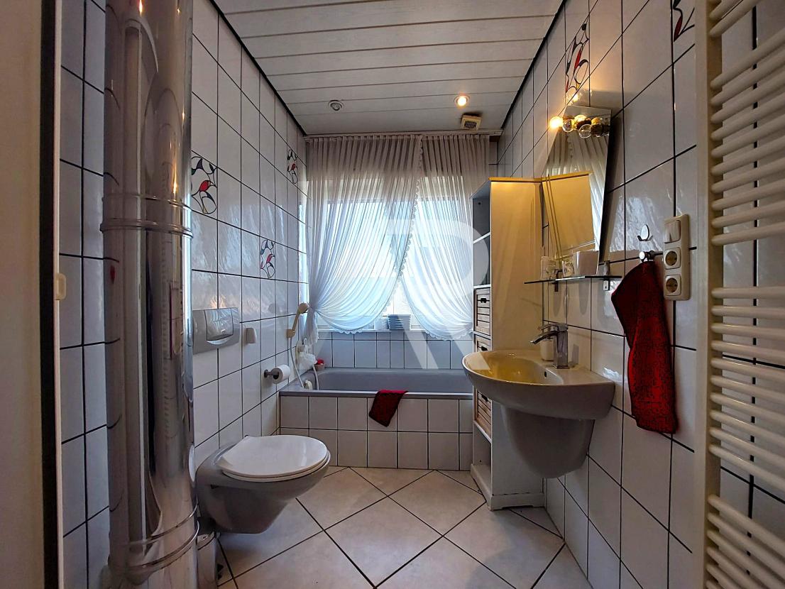 Wannenbad OG