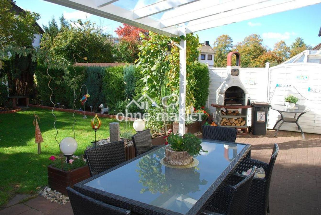 Terrasse mit Kamin