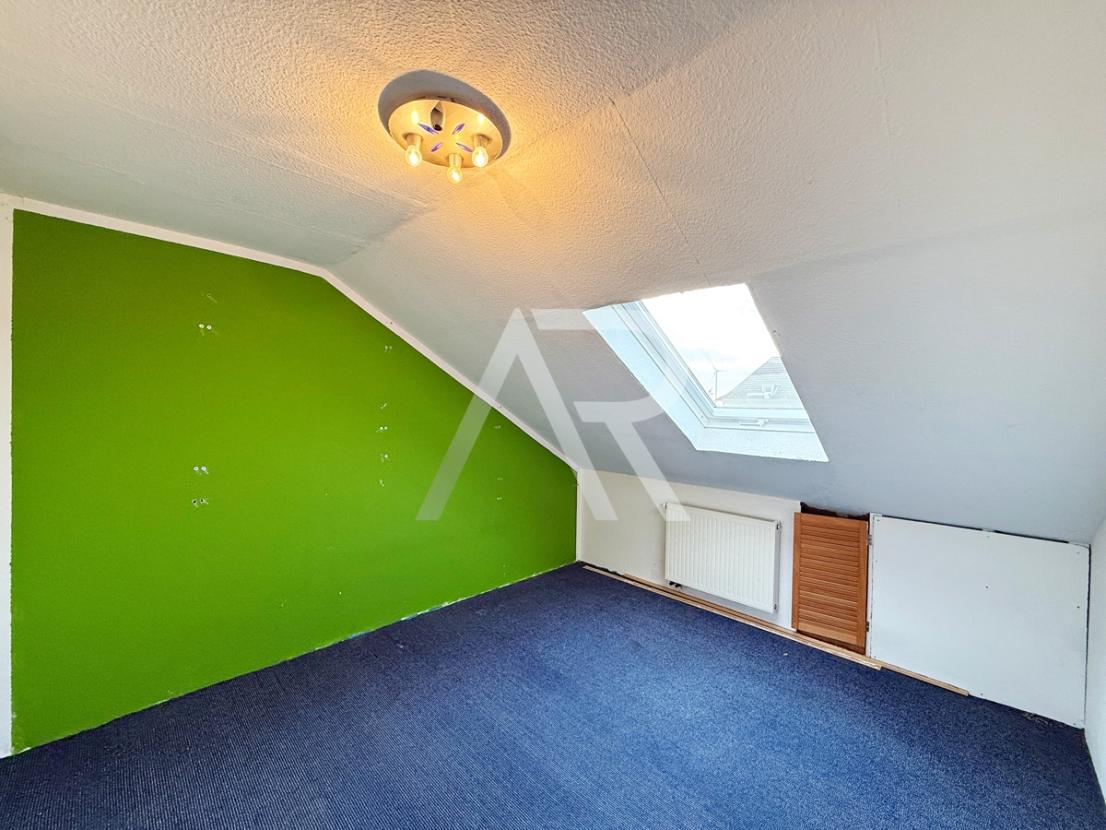 Zimmer 2 OG
