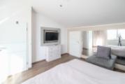 Schlafzimmer 2 DG