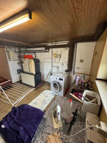 17 Heizung Technik Waschküche