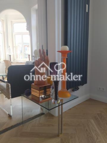 MODERNE VERTIKALE HEIZKÖRPER