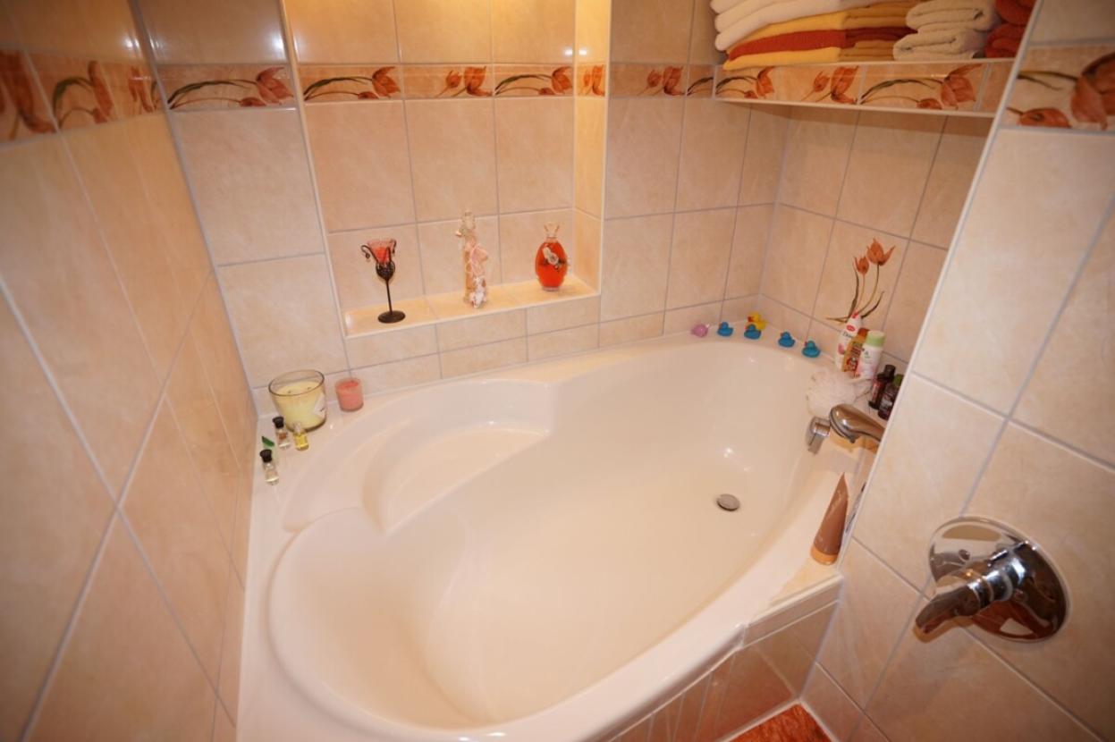 Wanne UG
