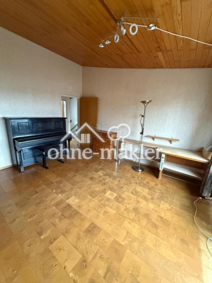 Zimmer 1 OG