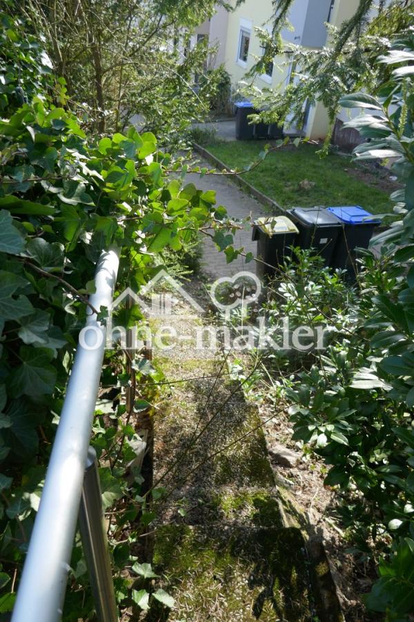 Treppe zur Garage