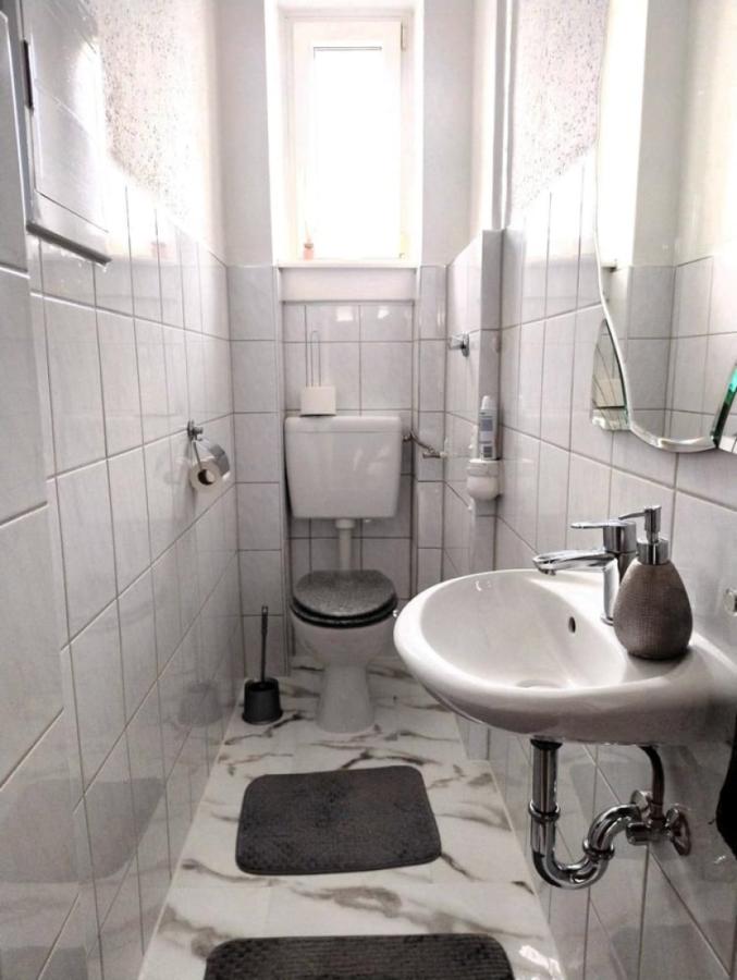 sep. WC