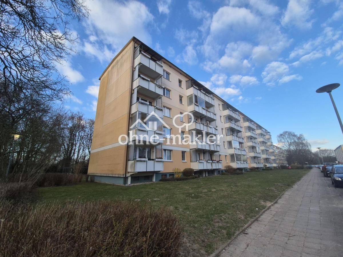 Hausansicht mit Südbalkon